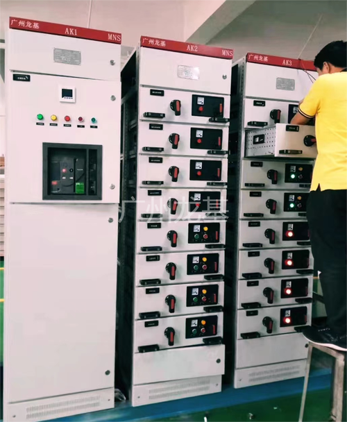 低壓柜-廣州龍基輸配電設(shè)備